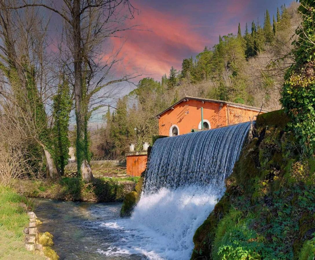 Casa Rosamari - Su Lago Di Posta Fibreno, Appartamento Con Camino Extérieur photo
