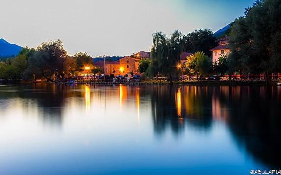 Casa Rosamari - Su Lago Di Posta Fibreno, Appartamento Con Camino Extérieur photo
