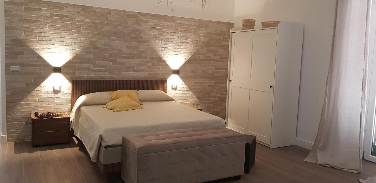 Casa Rosamari - Su Lago Di Posta Fibreno, Appartamento Con Camino Extérieur photo