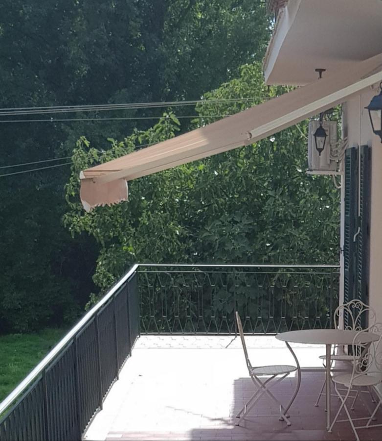 Casa Rosamari - Su Lago Di Posta Fibreno, Appartamento Con Camino Extérieur photo