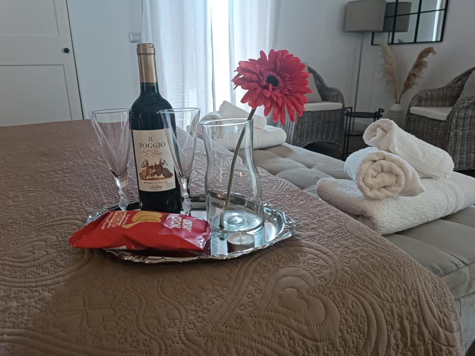 Casa Rosamari - Su Lago Di Posta Fibreno, Appartamento Con Camino Extérieur photo